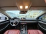Mazda 6 Sportbreak 2.0 SkyActiv-G 165 Sportive / Automaat / NL-Auto / Luxe-Lederen Bekleding / Elektr.-Stoelen met Geheugen / Stoelverwarming V + A / Stoelverkoeling / Stuurverwarming / Head-Up-Display / Afneembare-Trekhaak / Adaptieve Cruise-Control / Climate-Control / Apple-Carplay & Android-Auto / Premium Bose-Audio / Keyless / LED / Dodehoek-Detectie / DAB Radio-Bluetooth / Navi / PDC V+A met 360°-Camera / 19'' LMV / ENZ.