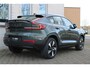 Volvo EC40 Single Motor Extended Range Plus 82 kWh | Demo Deal | Panoramadak | Verwarmbare voorstoelen&stuurwiel | Premium audio by Harman Kardon | Adaptieve Cruise Control | Keyless | Draadloze Telefoonlader | Warmtepomp |