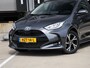 Toyota Yaris Dynamic 1.5 Hybrid 115pk Automaat 16''LM | STOELVERW. VOOR | ADAPT. CRUISE | DAB | PDC + CAMERA