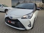 Toyota Yaris 1.5 Hybrid 100pk 5D CVT Bi-Tone