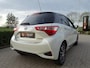 Toyota Yaris 1.5 Hybrid 100pk 5D CVT Bi-Tone