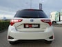 Toyota Yaris 1.5 Hybrid 100pk 5D CVT Bi-Tone