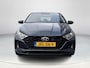 Hyundai i20 1.0 T-GDI Comfort Smart GEEN AFLEVERKOSTEN | Automaat | Parkeersensoren voor- en achter | Achteruitrijcamera | Navigatiesysteem | Airconditioning | Elektrisch bedienbare ramen voor- en achter | Cruise Control | 12 maanden BOVAG garantie