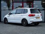 Volkswagen Touran 1.4 TSI Highline R 7p. | R-Line | LED Koplampen | Navigatie | Climate Control | Adaptieve Cruise Control | Stoelverwarming | Parkeersensoren | 7 Persoons | Privacy Glas | 18'' Lichtmetalen Velgen |