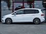 Volkswagen Touran 1.4 TSI Highline R 7p. | R-Line | LED Koplampen | Navigatie | Climate Control | Adaptieve Cruise Control | Stoelverwarming | Parkeersensoren | 7 Persoons | Privacy Glas | 18'' Lichtmetalen Velgen |