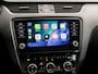 Skoda Octavia 1.0 TSI Sport (APPLE CARPLAY, GROOT NAVI, CLIMATE, STOELVERWARMING, SPORTSTOELEN, GETINT GLAS, CRUISE, TREKHAAK, NIEUWSTAAT)