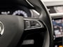 Skoda Octavia 1.0 TSI Sport (APPLE CARPLAY, GROOT NAVI, CLIMATE, STOELVERWARMING, SPORTSTOELEN, GETINT GLAS, CRUISE, TREKHAAK, NIEUWSTAAT)