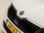 Skoda Octavia 1.0 TSI Sport (APPLE CARPLAY, GROOT NAVI, CLIMATE, STOELVERWARMING, SPORTSTOELEN, GETINT GLAS, CRUISE, TREKHAAK, NIEUWSTAAT)