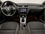 Skoda Octavia 1.0 TSI Sport (APPLE CARPLAY, GROOT NAVI, CLIMATE, STOELVERWARMING, SPORTSTOELEN, GETINT GLAS, CRUISE, TREKHAAK, NIEUWSTAAT)