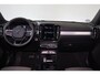 Volvo XC40 T5 Recharge Plus Dark - Panorama/schuifdak - IntelliSafe Assist - Harman/Kardon audio - Parkeercamera achter - Parkeersensoren voor & achter - Elektr. bedienb. voorstoelen met geheugen links - Draadloze tel. lader - Extra getint glas - 19' LMV