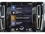 Volvo XC40 T5 Recharge Plus Dark - Panorama/schuifdak - IntelliSafe Assist - Harman/Kardon audio - Parkeercamera achter - Parkeersensoren voor & achter - Elektr. bedienb. voorstoelen met geheugen links - Draadloze tel. lader - Extra getint glas - 19' LMV