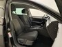 Volkswagen Passat Variant 1.5 TSI 150pk DSG Business Navigatie Parkeersensoren Climate Control