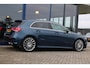 Mercedes-Benz A-klasse 180 AUT7 AMG LINE 19'' SFEER WIDESCREEN CAMERA <<NL AUTO>>