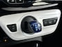Toyota Prius 1.8 Plug-in Dynamic edition | NL-auto | BTW auto | Navigatie | HUD | Dodehoek detectie | Matrix LED | Winter pakket | Adaptive cruise control | Stoelverwarming | Climate control | PHEV |