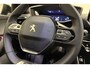 Peugeot e-2008 EV GT Pack 50 kWh | Adaptive Cruise Control | Panorama dak | Stoelverwarming | Alcantara bekleding | Full LED | Camera | Drive Assist | Keyless Entry & Start | Navigatie