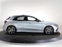 Mercedes-Benz A-klasse 180 Business Solution AMG | Panoramaschuifdak | Nightpakket | Achteruitrijcamera | Apple carplay / Android auto