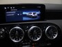 Mercedes-Benz A-klasse 180 Business Solution AMG | Panoramaschuifdak | Nightpakket | Achteruitrijcamera | Apple carplay / Android auto