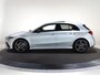 Mercedes-Benz A-klasse 180 Business Solution AMG | Panoramaschuifdak | Nightpakket | Achteruitrijcamera | Apple carplay / Android auto