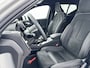 Volvo XC40 Single Motor Extended Range 82 kWh Plus | 19" Allseason | Leder / Nubuck | Getint Glas | Trekhaak | Adaptieve cruise | BLIS | Stoel/stuurverwarming | Keyless | Elektrische achterklep