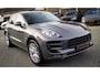 Porsche Macan 3.6 Turbo | Nieuwstaat | Panorama | Burmester Audio | Sport Chrono | Luxe Leder | Camera | F1 flippers | 20 inch |