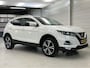 Nissan Qashqai 1.3 DIG-T N-Connecta / Eerste Eigenaar / Dealer Onderhouden / Panoramadak / Navigatie / Trekhaak 1300 KG / All Seasonbanden / 360 Graden Camera /