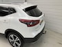 Nissan Qashqai 1.3 DIG-T N-Connecta / Eerste Eigenaar / Dealer Onderhouden / Panoramadak / Navigatie / Trekhaak 1300 KG / All Seasonbanden / 360 Graden Camera /