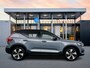 Volvo XC40 T5 Recharge R-Design | 19" | Leder/Nubuck | Panoramadak | Trekhaak | Adaptieve cruise | Stoel/stuurverwarming | Getint glas | Parkeercamera AUTOMATIC | Elektrisch glazen panorama-dak | Keyless entry | LED koplampen | Lichtmetalen velgen 5-spaaks 19" | Parkeersensor achter | Parkeersensor voor | Parkeersensor voor | Trekhaak uitklapbaar | Navigatiesysteem full map + hard disk | Cruise control