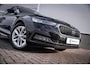 Skoda Octavia Combi 1.0 e-TSI Business Edition Plus | Elektrisch glazen panorama-dak | Trekhaak uitklapbaar | Voorstoelen verwarmd