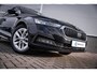 Skoda Octavia Combi 1.0 e-TSI Business Edition Plus | Elektrisch glazen panorama-dak | Trekhaak uitklapbaar | Voorstoelen verwarmd