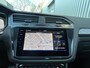 Volkswagen Tiguan 1.5 TSI Highline Business R | Panorama Dak | Stoelverwarming