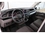 Volkswagen Transporter 2.0 TDI 90pk L2H1 28 | Navigatie | App Connect | Aluca Laadruimte Inrichting | Trekhaak | DAB+