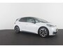 Volkswagen ID.3 First Plus 58 kWh > 204pk/Camera/Matrix-LED/Glacier White met zwart dak