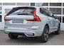 Volvo XC60 T6 Plug-in hybrid AWD Plus Dark 350pk | 2250 kg Trekgewicht | MY2026 nieuw model | Glazen Schuifdak | Head-up Display | Harman/Kardon Audio | 360 Camera | Getint Glas | Elektrische stoelen met geheugen |