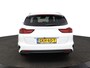 Kia Ceed Sportswagon 1.5 T-GDi DynamicPlusLine - Lichtmetalen Velgen - LED - Cruise Control - Stoel/Stuurverwarming - Dodehoek Detectie - Fabrieksgarantie Tot 2031