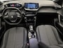 Peugeot 2008 SUV Allure Pack 130pk Automaat | Navigatie | Achteruitrijcamera | 3D Cockpit | Climate Control | Adaptieve Cruise Control | Led koplampen | Parkeersensoren | Afwijkende dakkleur | Keyless start | Apple Carplay / Android Auto | Bluetooth | DAB+ radio | Donker getint glas | 17" lichtmetalen velgen |