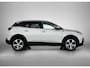 Peugeot 3008 SUV Crossway 130pk | Navigatie | Schuif-/Kanteldak | Achteruitrijcamera | Leder/Alcantara | Full Led koplampen | Handsfree Achterklep | Climate Control | Adaptieve Cruise Control | Grip Control | Parkeersensoren v+a | Keyless | Dodehoeksensor | Apple Carplay / Android Auto | Donker getint glas | 18" lichtmetalen velgen |