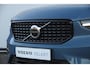 Volvo XC40 212PK Automaat B4 Plus Dark Elektrische stoelen met geheugen/ Harman kardon audio/ BLIS/ Stoelverwarming/ Stuurverwarming/ Achteruitrijcamera