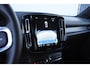 Volvo XC40 212PK Automaat B4 Plus Dark Elektrische stoelen met geheugen/ Harman kardon audio/ BLIS/ Stoelverwarming/ Stuurverwarming/ Achteruitrijcamera