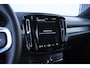 Volvo XC40 212PK Automaat B4 Plus Dark Elektrische stoelen met geheugen/ Harman kardon audio/ BLIS/ Stoelverwarming/ Stuurverwarming/ Achteruitrijcamera