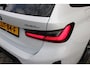 BMW 3-Serie Touring 330e 292PK M-SPORT | PANORAMISCH SCHUIF/KANTEL DAK | M-SPORT PRO-PAKKET | M-SPORT REMMEN UITGEVOERD IN DONKERBLAUW MET M LOGO | BMW LIVE COCKPIT PROFESSIONAL | CURVED DISPLAY |DRIVING ASSISTANT INCL. HEAD-UP DISPLAY | PARKING ASSIST INCL. ACHTERUITRIJCAMERA | ADAPTIEVE LED KOPLAMPEN |SHADOW LINE | M-SPORTSTOELEN VOOR | LEDER VERNASCA MET CONTRAST STIKSELS M-SPORT | STOEL VERWARMING | DRAADLOZE APPLE CARPLAY | ELEKTRISCH VERSTELBARE STOELEN MET GEHEUGEN FUNCTIE | HEAD UP DISPLAY | DRAADLOZE TELEFOONLADER | DODEHOEK BEWAKING | COMFORT PACK INCL. ELEKTRISCHE ACHTERKLEP | ADAPTIVE CRUISE CONTROL | HIFI AUDIO DAB+ RADIO | COMFORT ACCESS (KEYLESS ENTRY)| DONKER GETINTE ACHTERRUITEN |