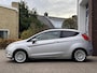 Ford Fiesta 1.6 Titanium 120PK Cruise Climate Verwarmde Voorruit Parkeersensoren Achter Regensensor Centrale Vergrendeling *Compleet*