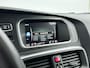 Volvo V40 Cross Country T3 Polar+ Luxury | 17" Allseason | Trekhaak | Adaptieve cruise | BLIS | Elektrisch verst. stoelen | Parkeerverwarming | Panoramadak | Harman Kardon | Parkeercamera