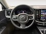 Volvo XC60 2.0 T6 Plug-in hybrid AWD Plus Dark | Trekhaak | Panormadak | Lederen bekleding | Adaptive Cruise Control |
