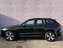 Volvo XC60 2.0 T6 Plug-in hybrid AWD Ultra Dark | Adaptive cruise control | 360° camera | Trekhaak | Stoel- en stuurverwarming | Dode hoek detectie BLIS | All season banden | Elektrisch bedienbaar panorama dak |