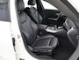 BMW 3-Serie 320i High Executive Edition | M-Sport | Sportstoelen | Digitaal Dashboard | HUD | Apple CarPlay/Android Auto | Navigatie | Camera | DAB | Stoelverwarming | Adaptieve Cruise Control | Interieur Verlichting | LED |