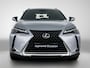 Lexus UX 250h Urban Line | Apple Carplay/ Android Auto | Cruise Control adaptief | LED koplampen | Draadloze lader |