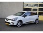 Renault Clio Estate 0.9 TCe Limited BJ2018 Lmv 16" | Pdc | Navi | Trekhaak | Airco | Cruise control | Extra getint glas
