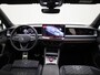 Volkswagen Tayron 1.5 eHybrid R-Line Edition | SoH 100% | 204 PK | Automaat | Panorama Schuif/Kantel Dak | Trekhaak | Harman & Kardon | IQ-Light | Black Style | Stoel en Stuurverwarming