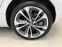 Renault Zoe R135 Edition One 52 kWh / Koopaccu! / Lederen Bekleding / Navigatie / 17 Inch Wielen / Camera / Stoel- en Stuurverwarming / Camera /