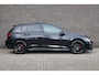 Volkswagen Golf 1.5 eTSI 150pk DSG R-Line | Navigatie | Panoramadak | 19" Velgen